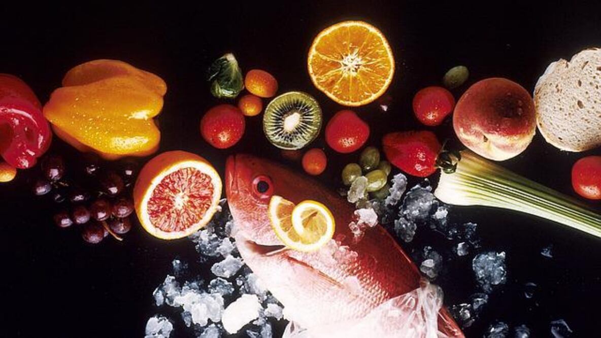 Mantén a salvo a tu organismo con estos alimentos que te ayudarán  disminuir los efectos del calor. Foto: Pixabay