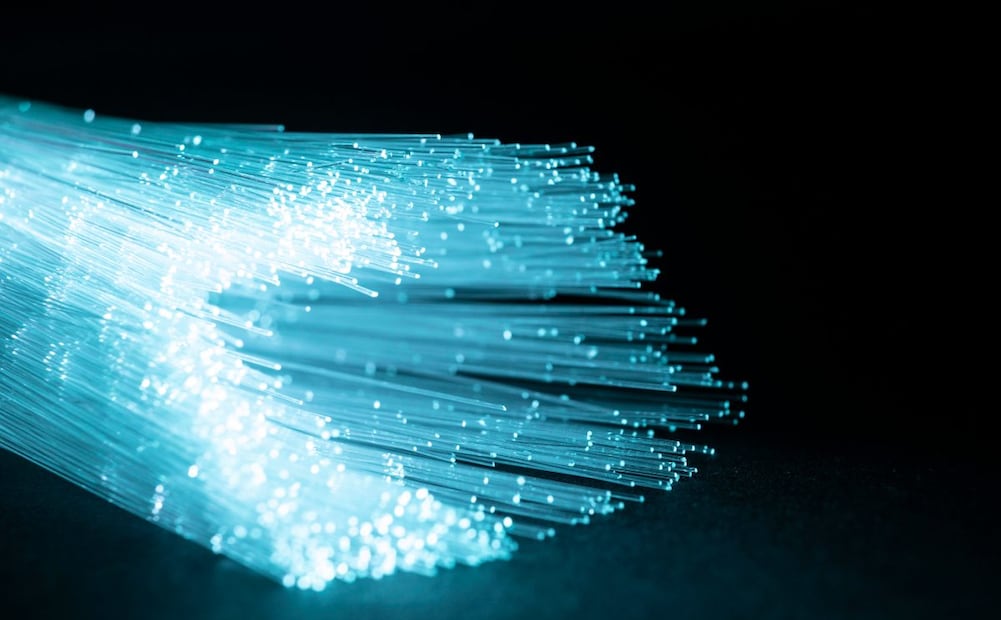 ¿Qué es un petabit, la unidad con la que Japón rompió récords? Imagen: Freepik