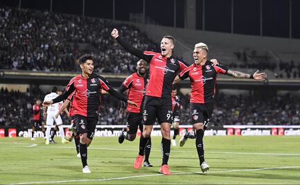 Atlas derrota a Pumas y se lleva la ventaja en la semifinal de ida del Apertura 2021