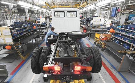 Se desploma 67% venta de camiones pesados en junio en México; se ensamblaron 35% menos vehículos comparados con 2024