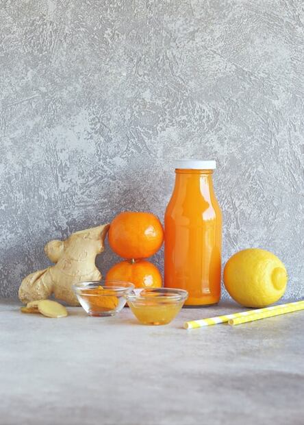 Shot de jengibre y cúrcuma para mejorar tu digestión