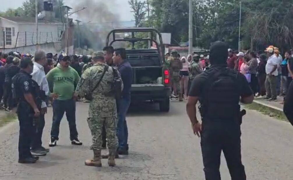 Decenas de personas bloquearon las salidas, incendiaron llantas (23/07/2025). Foto: Especial
