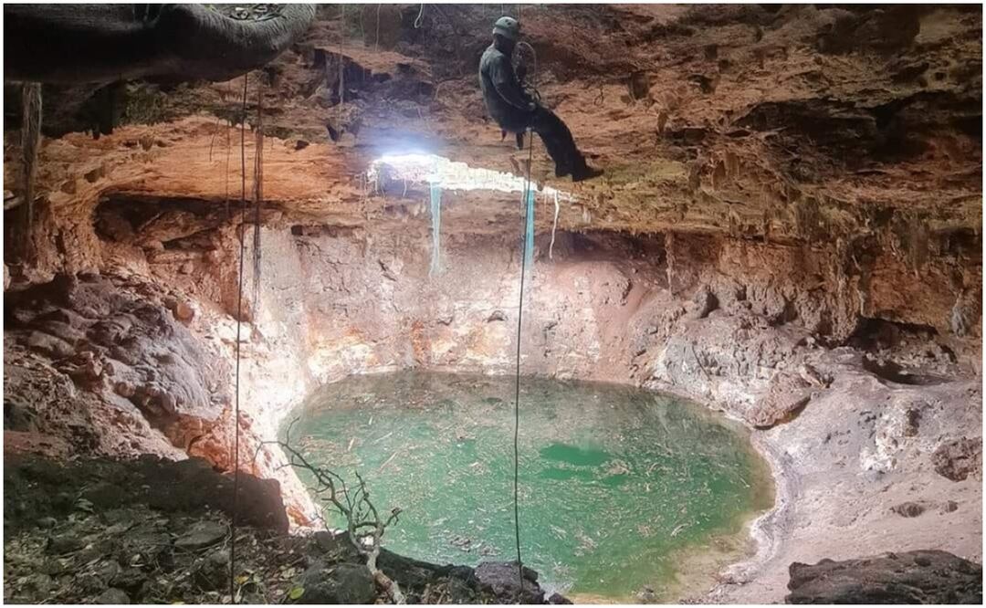 El explorador, Erick Sosa Rodríguez, afirmó que el colapso de parte de la bóveda de este cenote en Xocén es un proceso normal de las estructuras kársticas. Foto: Especial