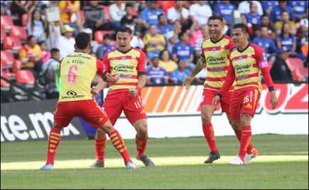Monarcas derrota al Cruz Azul y lo regresa a su realidad