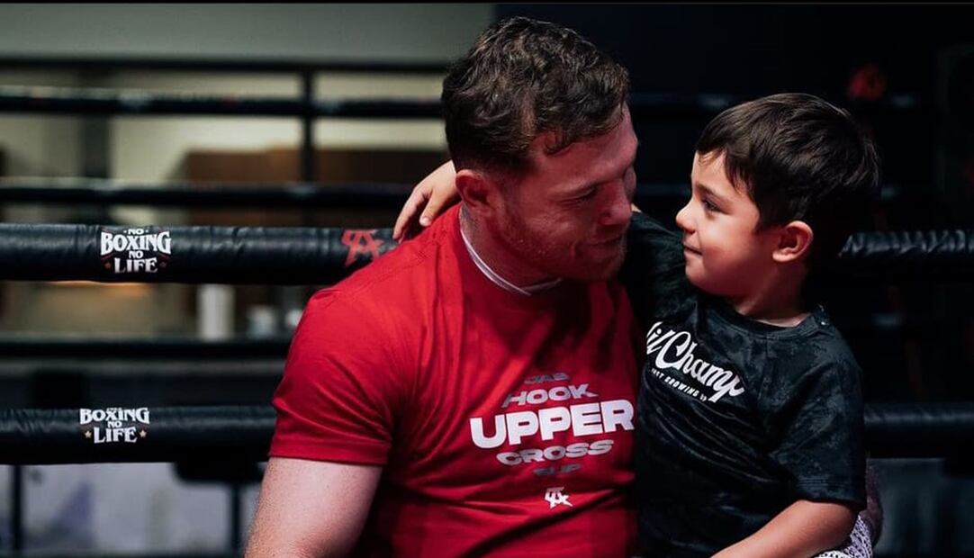 Canelo Álvarez y su hijo