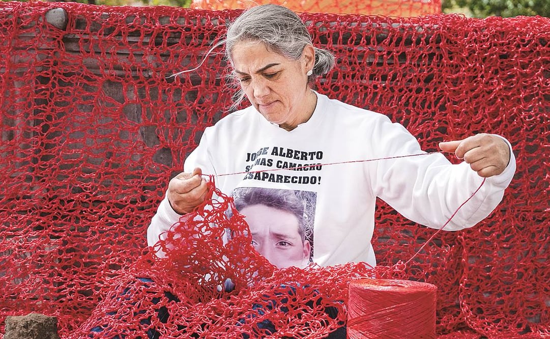 Desde hace cinco años Guillermina Camacho busca a su hijo Jorge Alberto. Ante la incapacidad de las autoridades estatales, unió fuerzas con otros colectivos. Foto: Diana Valdez/ EL UNIVERSAL