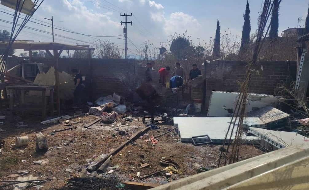 Se registra explosión de polvorín en La Saucera, Tultepec; hay dos lesionados.
Foto: Especial.