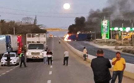 Enfrentamiento paraliza tráfico en crucero de la carretera Panamericana y la autopista Ocozocoutla-Las Choapas