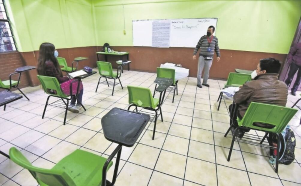 Recortan horario en escuelas por falta de agua en Nuevo León