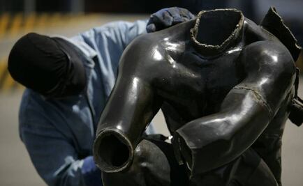 PGR destruye esculturas apócrifas con la firma de Jorge Marín