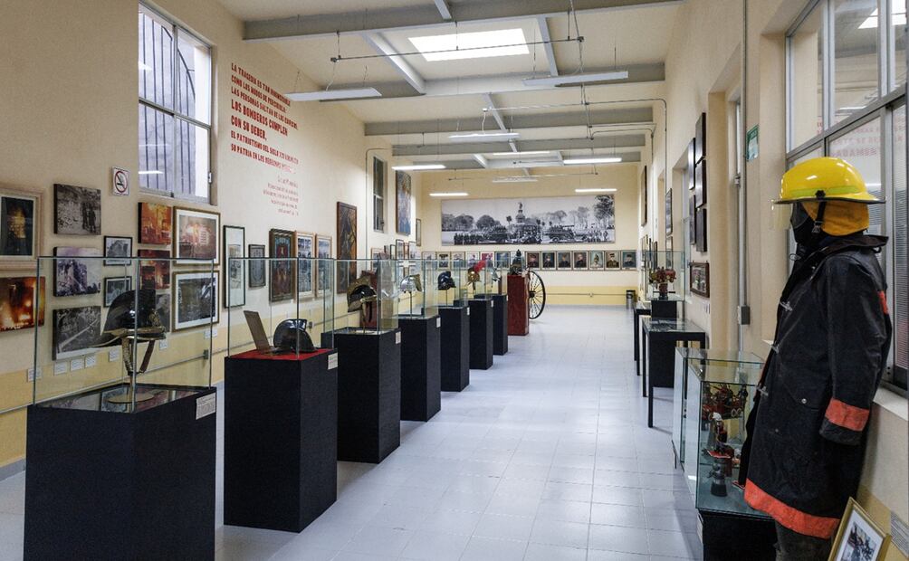 Inauguración del nuevo museo de bomberos de la Ciudad de México en la estación de bomberos Tacubaya comandante Artemio Venegas Mancera. Foto: Yaretzy M. Osnaya / EL UNIVERSAL