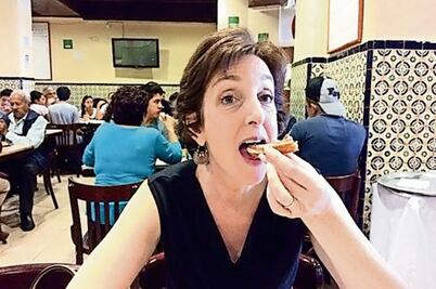 Embajadora de EU recorre la zona centro de la CDMX