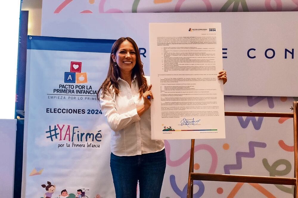 Libia Dennise García Muñoz Ledo firmó ayer los Pactos Guanajuato Uniendo Fuerza y Corazón. Foto: Especial