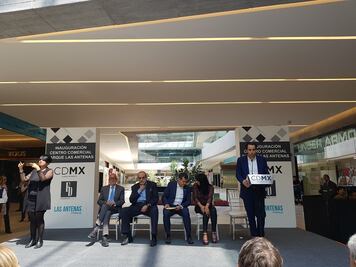 Inauguran centro comercial Parque Las Antenas en Iztapalapa 