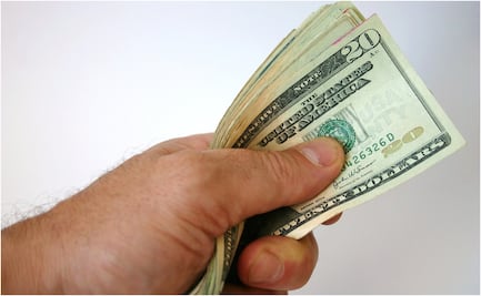 Peso y mercados accionarios abren la semana en terreno positivo