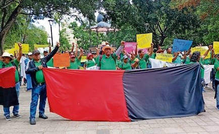 Maestros cumplen 23 días en huelga