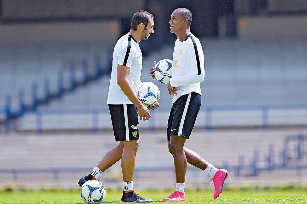 Alejandro Castro y Fidel Martínez tienen fe en superar a las Águilas (ERNESTO PÉREZ M. IMAGO7)