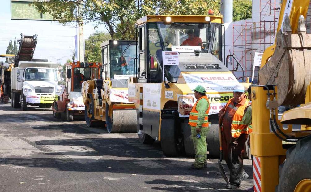 Trabajos de rehabilitacion vial en Puebla / Foto: Especial
