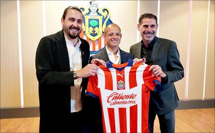 Chicharito llegará más tarde a la Ciudad de México; dará una charla con Amaury Vergara en el Akron