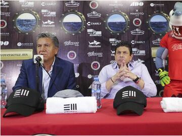 Veracruz sigue sin entrenador porque "les tiembla la mano"