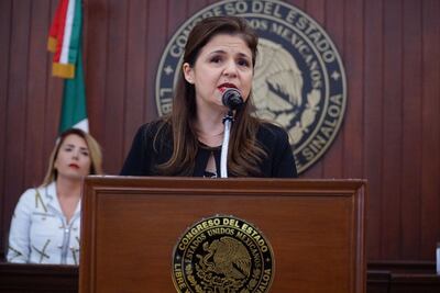 Auditora de Sinaloa comparece por salarios; la acusan de "maquillar cifras"