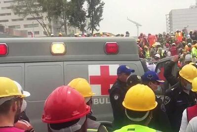 Brigadista resulta herido en fábrica de Chimalpopoca