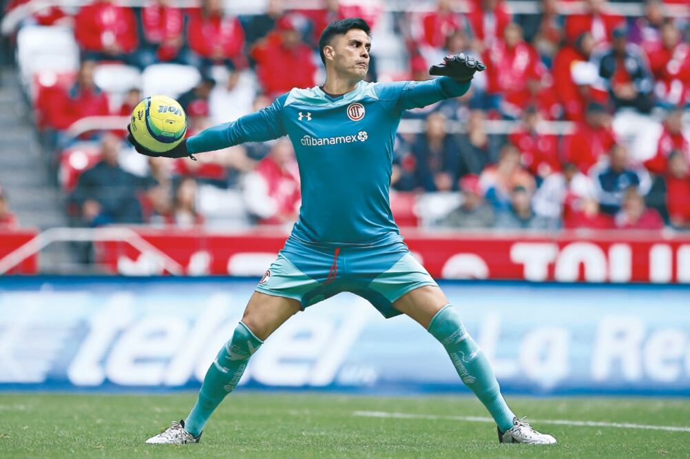 El portero mexiquense confía en superar al complicado equipo de la frontera para llegar a la final. (IMAGO7)
