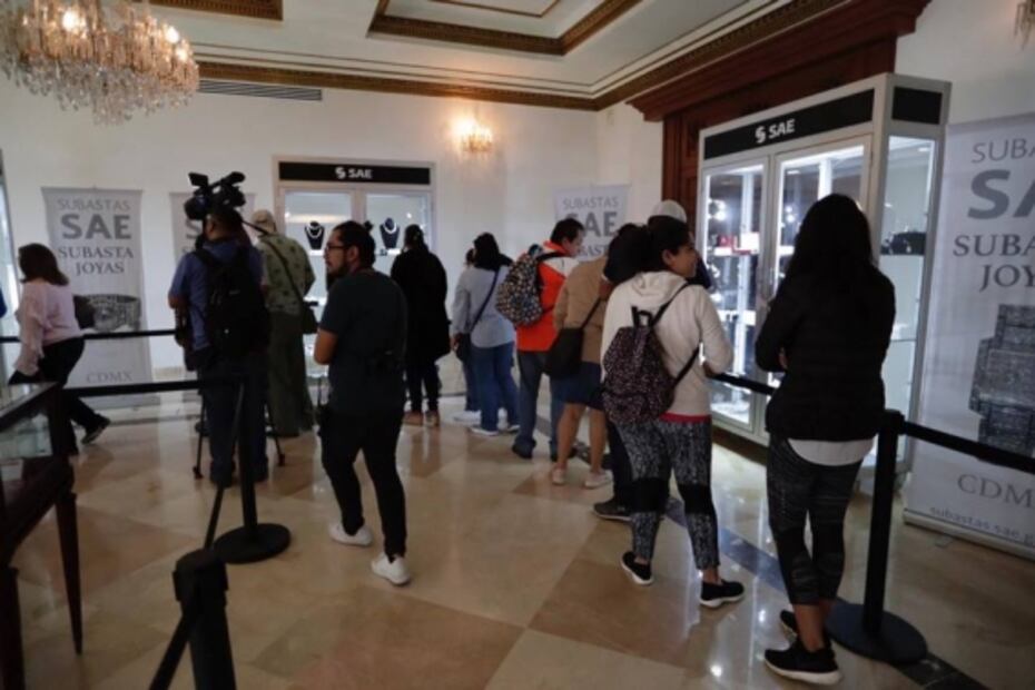 Crónica: “Detrás de cada joya, de cada zafiro, hubo sangre derramada”