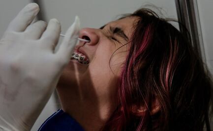 Alertan en Francia por nueva cepa de Covid-19 más difícil de detectar con pruebas PCR