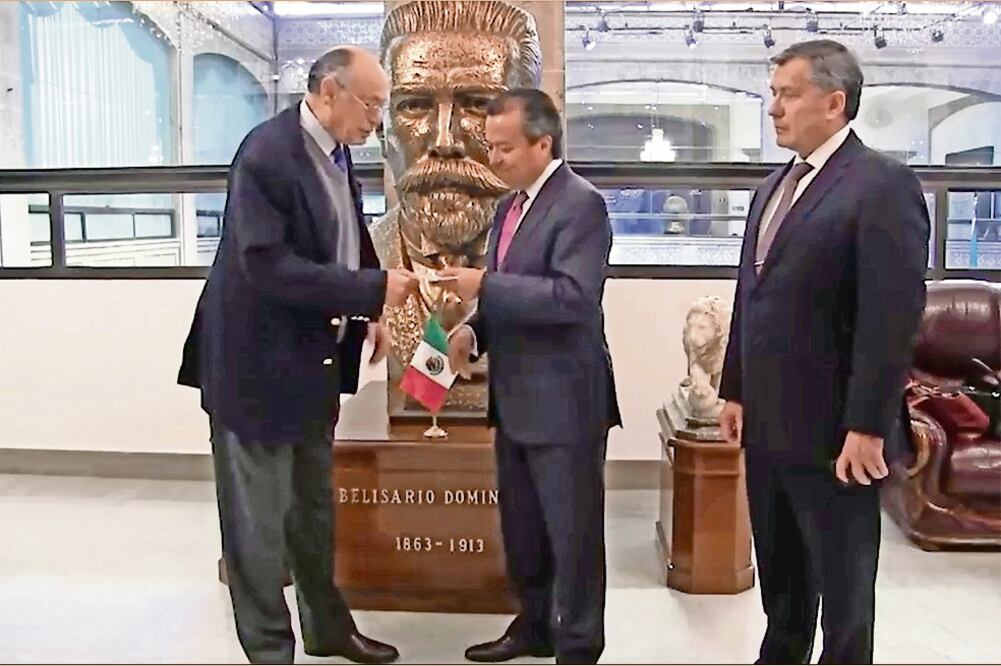 César Camacho decidió ceder su bono a una asociación que se dedica a ayudar a las familias de los reos (FOTO: ESPECIAL)