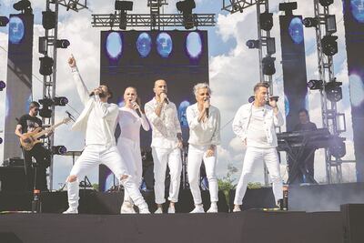 "Reggaetoneros acaparan mercado": Kabah