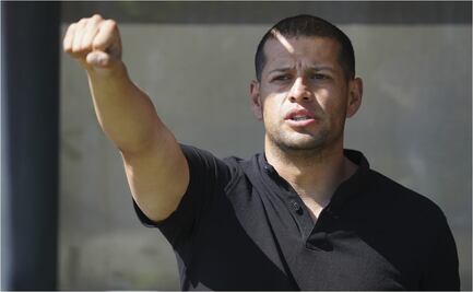 ¿Quién es Jhonathan Lazcano, el DT de Pumas Femenil que empujó a una jugadora?