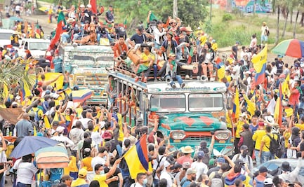 Decenas de miles protestan en Colombia