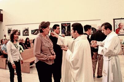 En misa a Santo Tomás Moro, sólo panistas