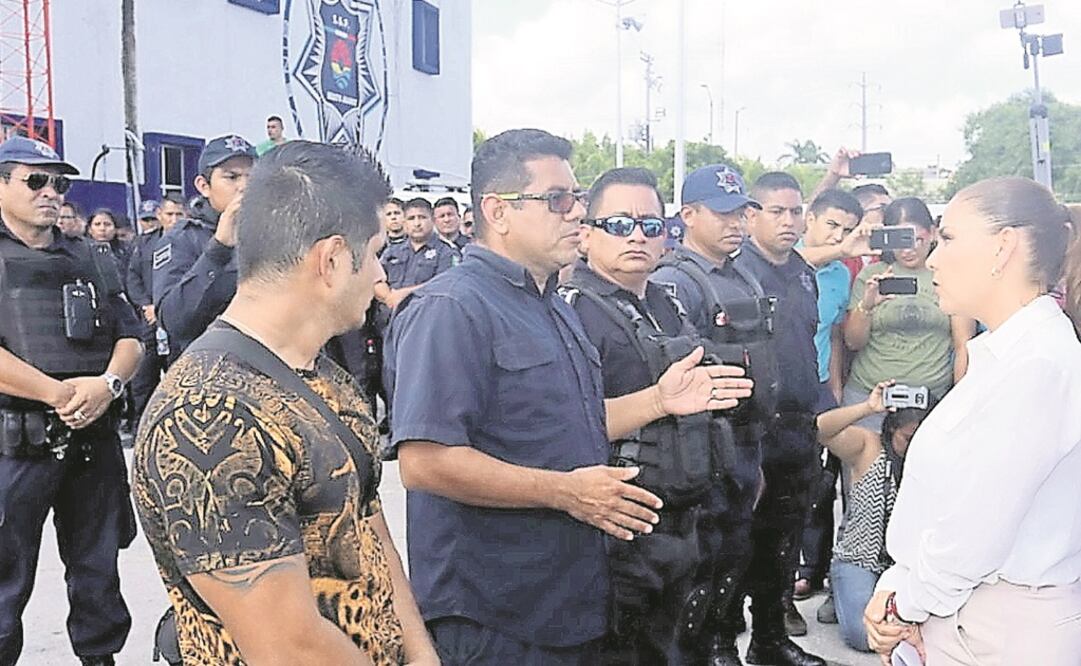 La alcaldesa Mara Lezama dijo que la autoridad estatal se compromete a depurar, capacitar, equipar, operar y conducir los cuerpos policiacos. Foto: CORTESÍA AYUNTAMIENTO DE BENITO JUÁREZ