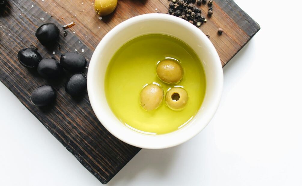 Esto pasa si calientas aceite de oliva. Foto: Pexels