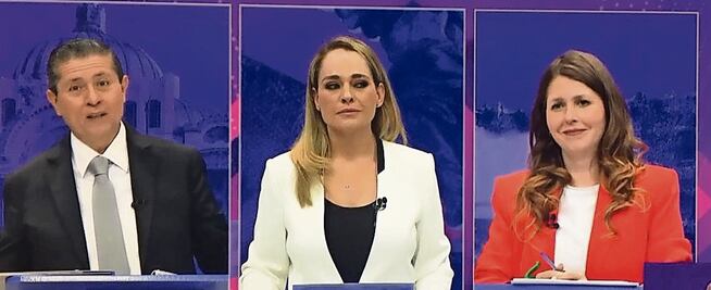 Lanzan críticas y propuestas en el debate de Coyoacán