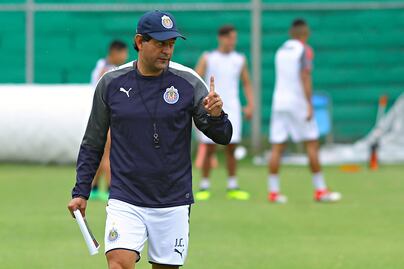 Nadie está tranquilo en Chivas: José Cardozo