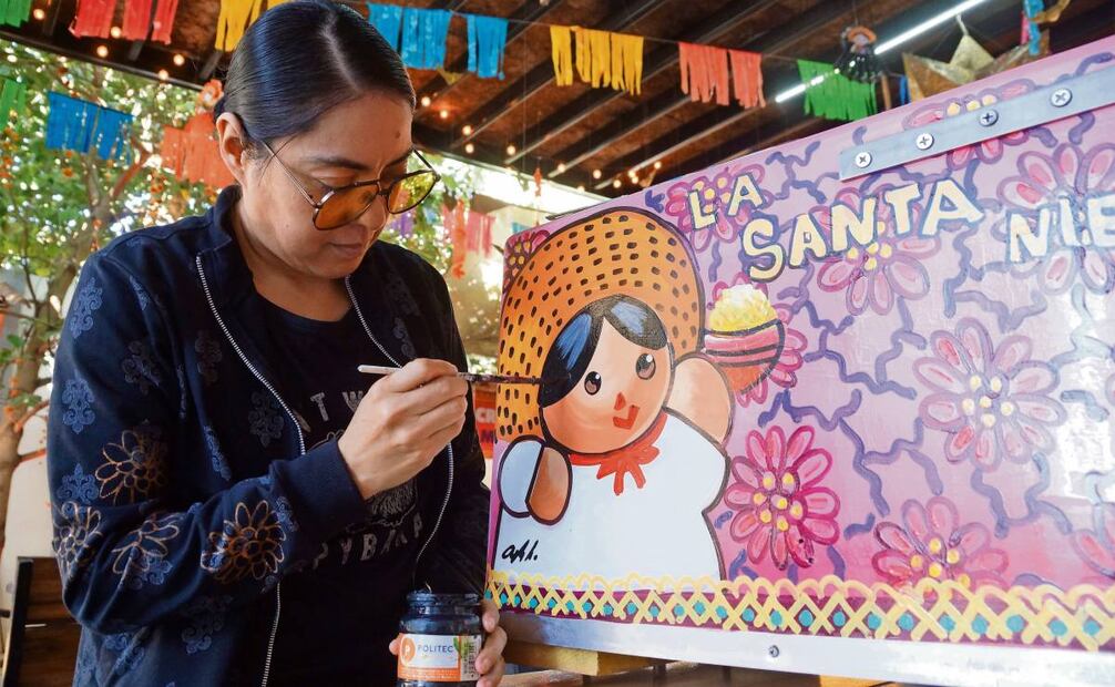 Suke fue rediseñado y se le puso ropa del estado para promover la cultura oaxaqueña y sus trajes. Foto: Edwin Hernández