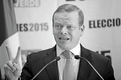 Reitera Escobar que no se va