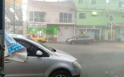 Lluvias provocan encharcamientos, caída de árboles y anuncios espectaculares en Chiapas