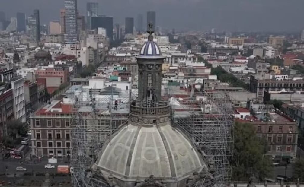 Fotos: Así se descubrieron cajas de plomo en nichos de la Catedral Metropolitana con contenido religioso