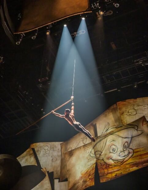 Disney World celebra 50 años con nueva montaña rusa y show del Cirque du Soleil