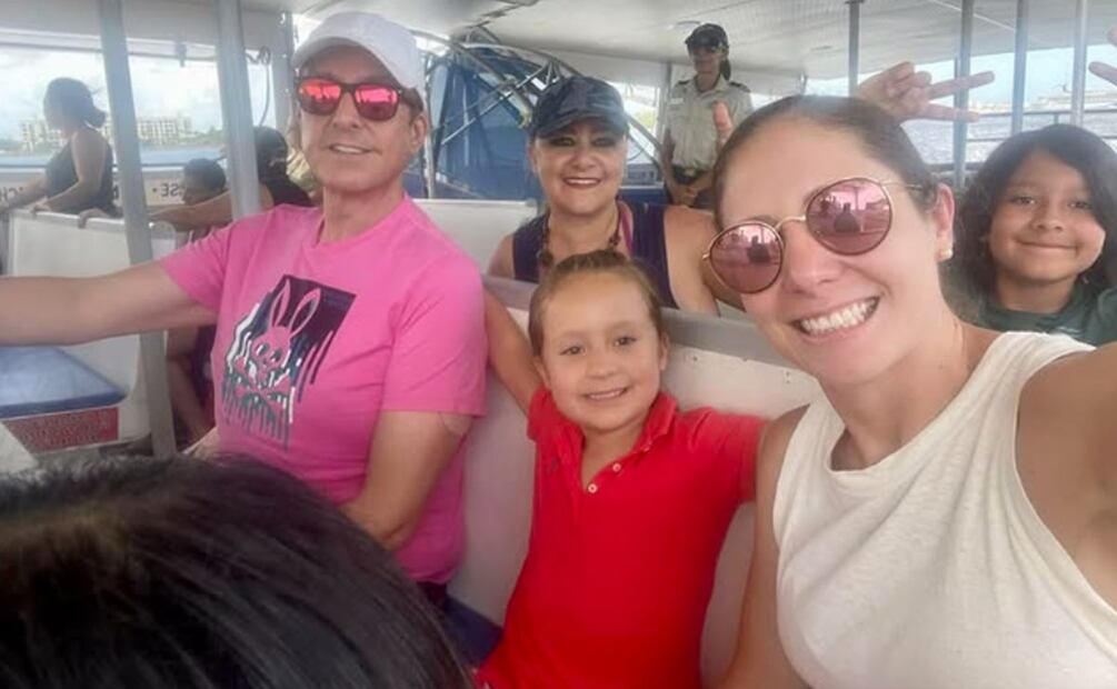 Daniel Bisogno con su hija Michaela, su hermana Ivette y su sobrino Iñigo.