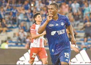 Posible refuerzo de Cruz Azul ya buscaría "depa" en la CDMX