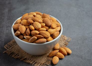 El fruto seco con más proteína que los huevos, ideal para aumentar la masa muscular