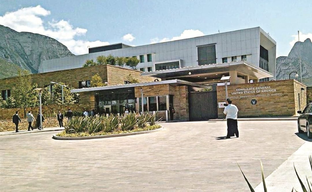 Secuestran camión con visas estadounidenses; roban carga