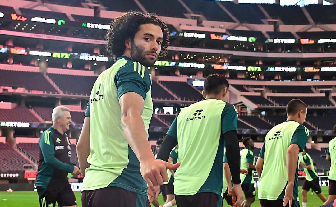 FOTO: IMAGO7 - César Huerta con la Selección