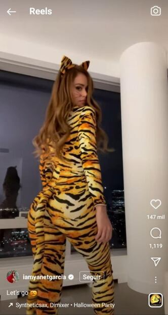 Yanet García lució el disfraz más feroz en Halloween