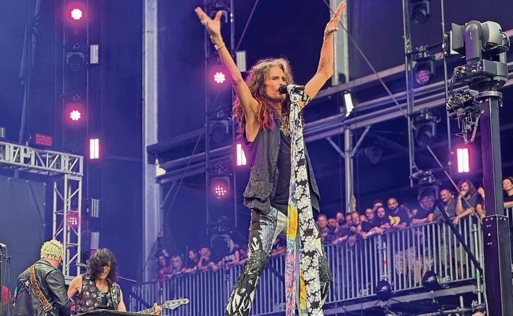 Foto: Cortesía @metalhead_shin y AFP